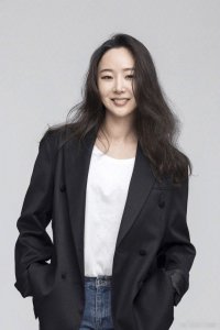 ​韩国女制作人闵熙珍被疑恋童癖 房间挂大尺度海报