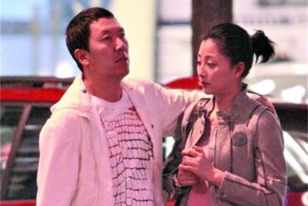 殷桃的现任老公是谁  可以托付终身的人