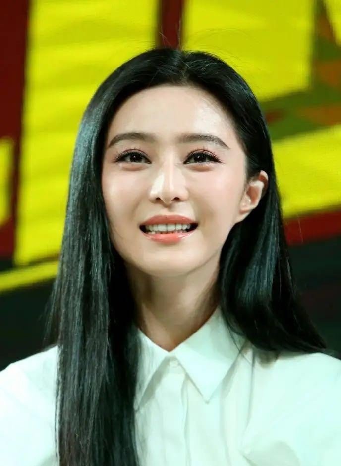 李晨范冰冰结婚照（范冰冰婚纱照曝光和李晨分手后）