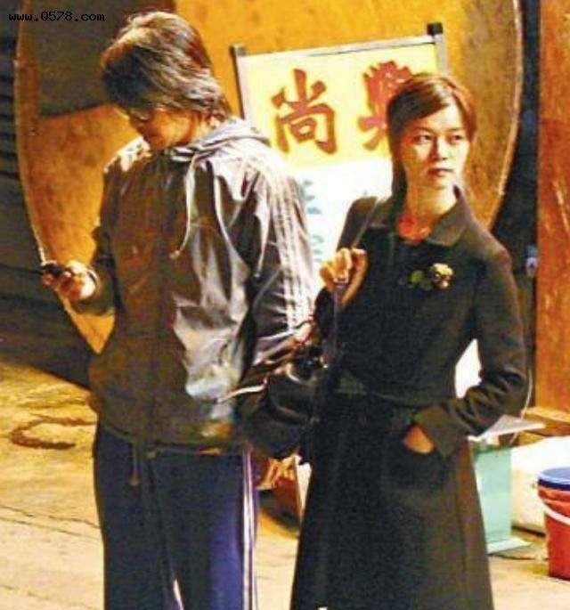周星驰的老婆是谁（星爷近况风华依旧）