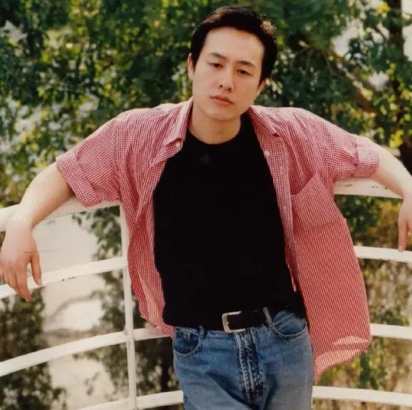 不要“捧杀”了张颂文，他的演艺之路还很漫长