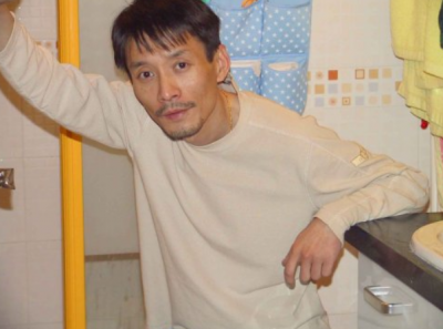 ​29岁从修车工转行做演员的田小洁，52岁公开认爱，终于娶到了女神江珊
