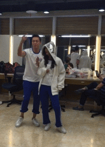 赵丽颖和陈伟霆5张亲密合照（撒娇拉手摸头发）(22)