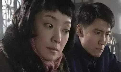 张嘉译和现任妻子王海燕（她不仅仅是张嘉译的妻子）(8)