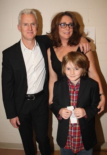 塔拉•巴萨姆个人资料写真作品
