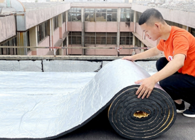 ​住在顶楼，夏天怎么隔热？花了几百元，比开空调还凉快