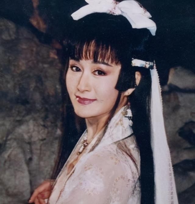 康熙来了潘迎紫（最艳小龙女的浮沉往事）