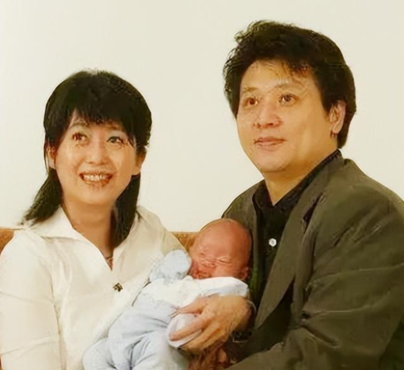 孟庭苇个人资料简介身高（孟庭苇：从“月亮女神”到退出娱乐圈，一场报复性的婚姻将她毁了）