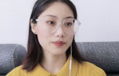 ​刘玥开直播了 是真的吗还是长的比较像