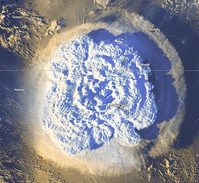 汤加火山爆发图（三国卫星大显身手）(10)