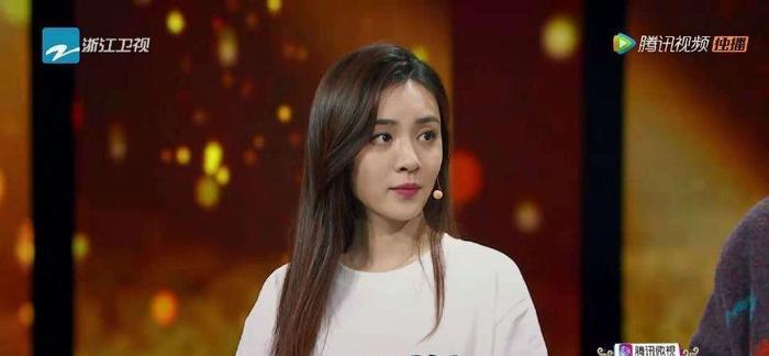 王晓晨深情告白于和伟：他就是我老公！网友：她看他的眼神好温柔