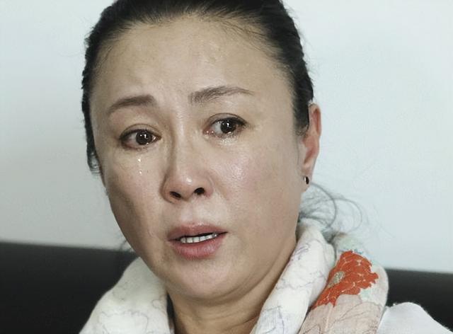 傅艺伟年轻时近照（自毁前程还害了儿子）(21)