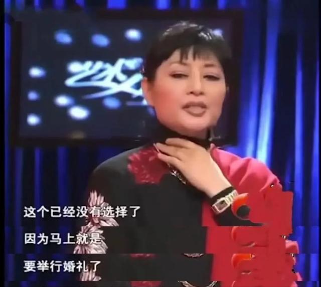 歌唱家殷秀梅今年多大年龄了（歌唱家殷秀梅二婚在飞机上）(2)