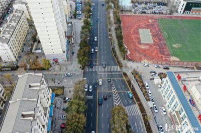 ​西宁南山路全线通车