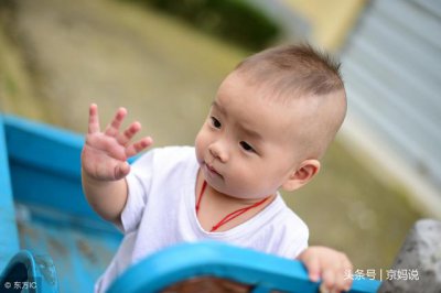 ​婴儿乳糖不耐受大便图(婴儿乳糖不耐受母乳喂养应注意什么)