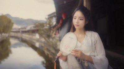 ​女朋友生气了微信聊怎么哄