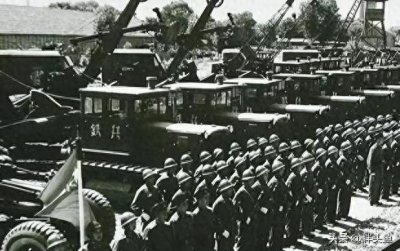 ​1984年阅兵：一场震撼心灵的历史盛事