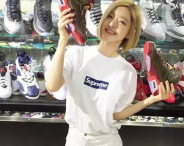 ​黄素熙：韩国“吃货美女”DJ的整容争议与魅力亮相