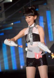 ​27岁调酒皇后郑雯：从冠军走向吉尼斯纪录的传奇之路