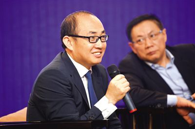 潘石屹是哪个地产老总怎么起家的？潘石屹在中国排名身价多少亿？