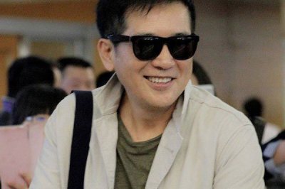 ​秦汉年轻时最帅的照片 和林青霞同居过吗