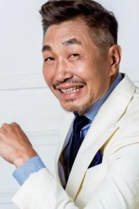 ​杜源个人资料简介图片(演员杜源一家三口照片)