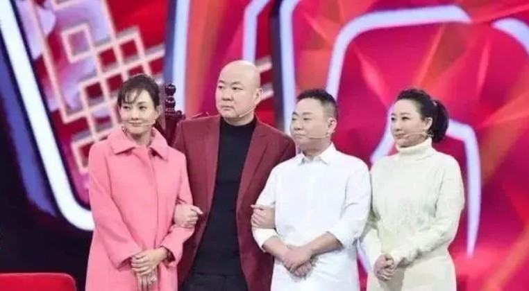 牛莉老公简历资料个人简介牛莉一家四口近照曝光