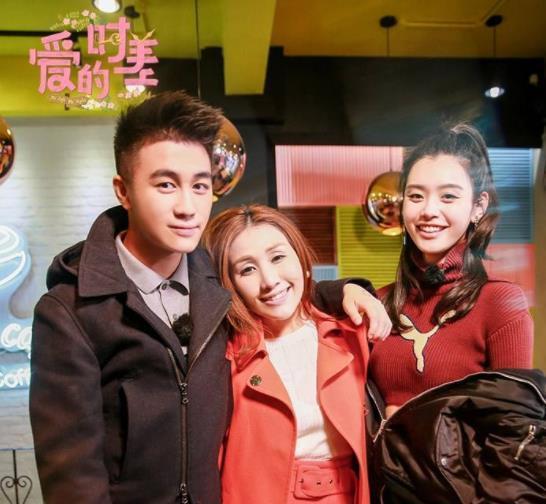 何猷君奚梦瑶领证结婚，官宣文案甜蜜而自恋，刻意将肚子隐藏？