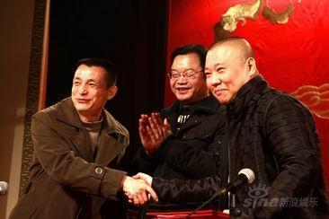 天津相声有“二杨”，被误解最多的郭德纲首任师父杨志刚
