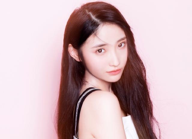 最美校花，她是黄圣依师妹，早年糊到不行，如今演技、美貌大爆发