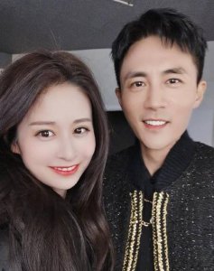 ​杜淳老婆是谁?(杜淳老婆漂亮吗 )