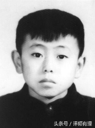 33岁潘阳嫁了个富豪老公，三岁儿子像极了姥爷潘长江