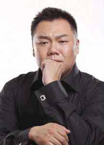​演员姜超：相亲20次，娶了圈外妻子生一子，如今咋样了？