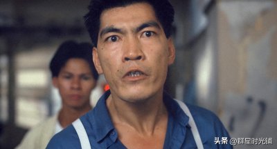 ​永远的大傻哥成奎安：54岁被葬在村头，留下的两房老婆现状如何？
