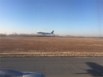 ​体验MU2922：又是长春飞烟台，千年不变米汉堡？