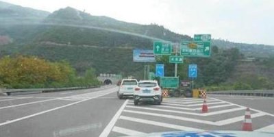 ​高速开车应该注意什么(高速开车技巧及注意事项)