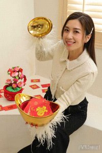 ​41岁黄智雯自称生活白痴，甜赞老公有勇有谋，夫妻有共识不急生