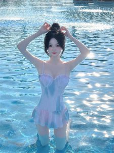 ​美女泳装写真(三)