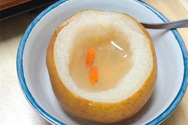冰糖雪梨可以缓解喉咙痛吗 冰糖雪梨的功效和作用