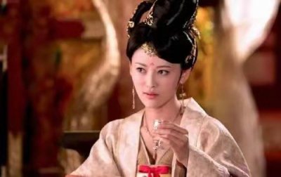 ​她是唐朝第一公主，17岁未婚先孕，嫁人后和母亲共享自己的丈夫