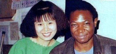 ​清华才女王丽红，曾为了真爱远嫁非洲，如今给黑人丈夫诞下3子1女