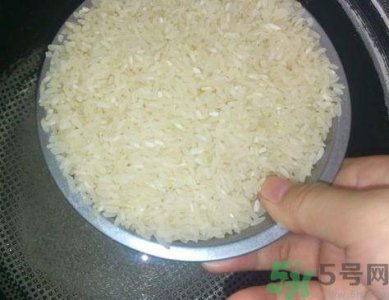 ​煮米饭要放多少水?蒸米饭要加多少水?
