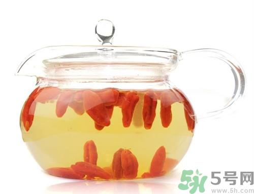 枸杞泡酒的比例是多少?枸杞泡酒多长时间可以喝