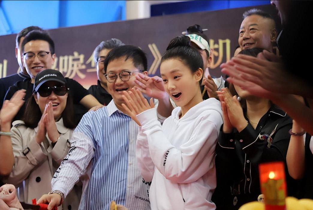 李一桐，出道7年不温不火，只因缺了一双挑剧本的慧眼