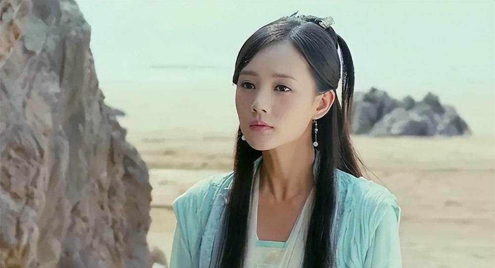 李一桐，出道7年不温不火，只因缺了一双挑剧本的慧眼