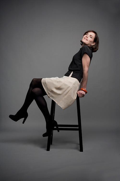 伊丽莎白·麦戈文个人资料写真作品