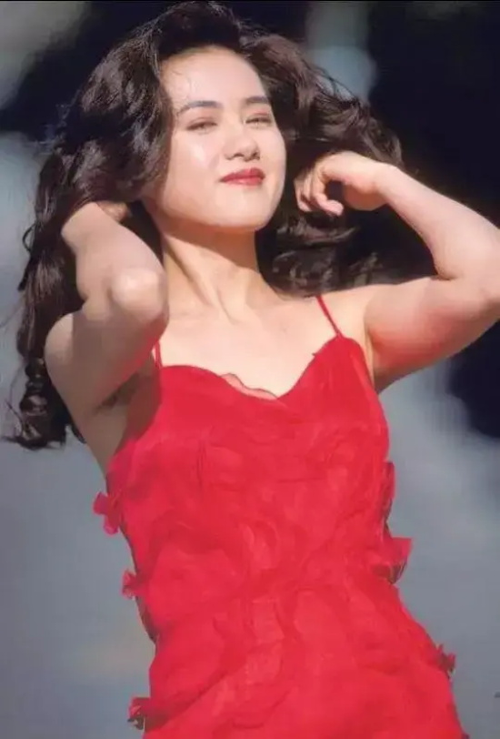 金马影后李丽珍妖艳妩媚的高清写真合集