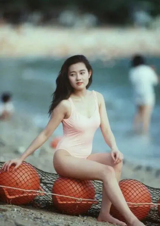 金马影后李丽珍妖艳妩媚的高清写真合集