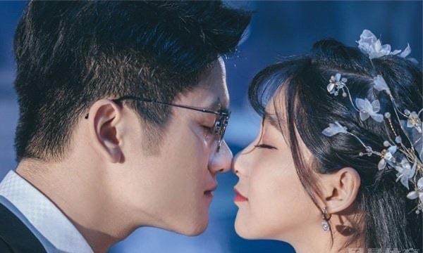 娱乐若风老婆戚蓝尹是干什么的？若风老婆真的不是Miss  1