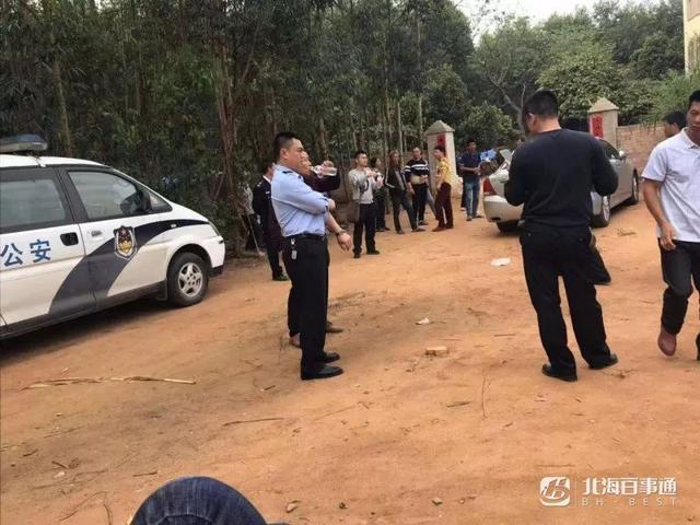 男子悬赏百万寻子（北海2岁男孩小杰家人重金寻子）(11)